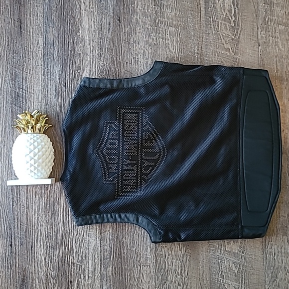 Harley-Davidson Mesh Cooling Vest - Picture 2 of 16
